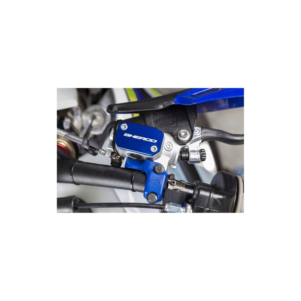 S3 Brembo Master Cylinder Clamps Blue