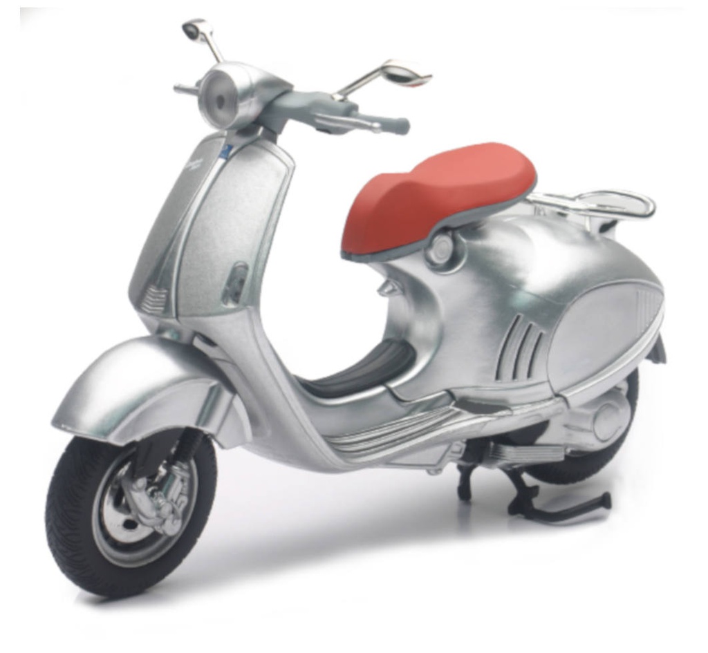 NewRay Vespa 946 1/12 Scale