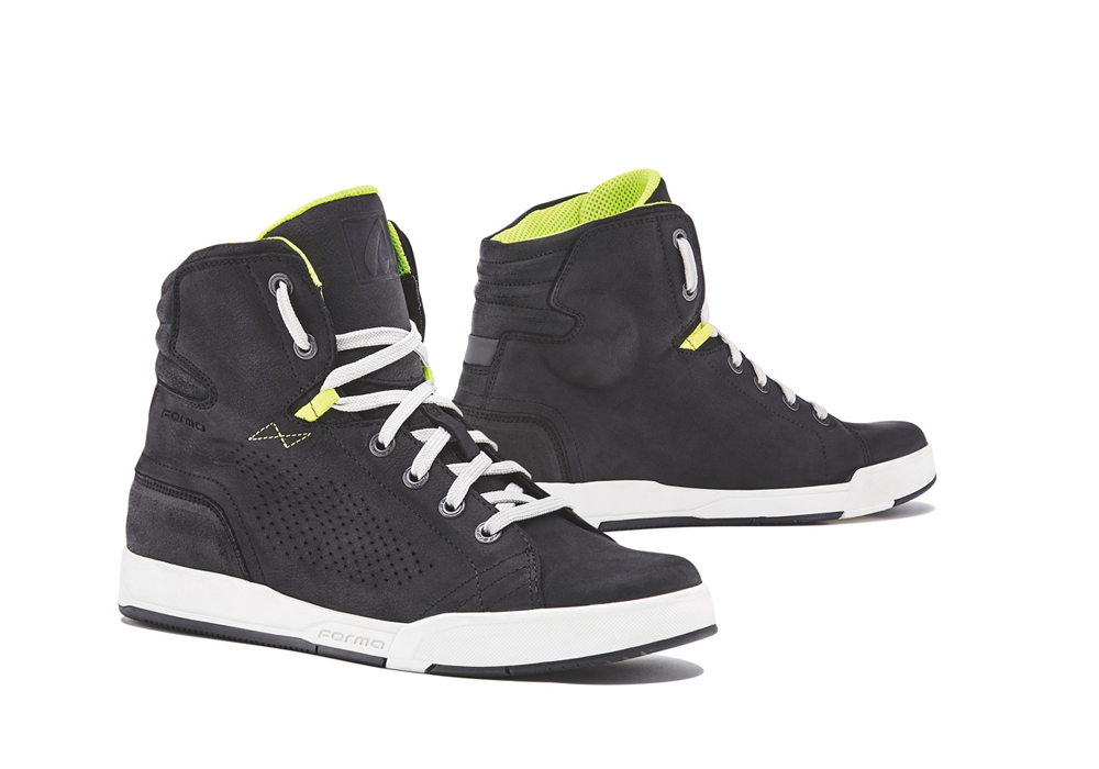 Forma Swift Flow Urban Boots Black/White